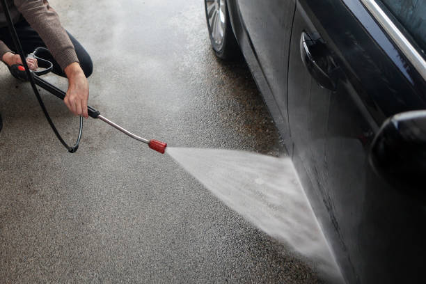Why Choose Our Certified Pressure Washing Experts for Your Project Needs in Waldo, FL?